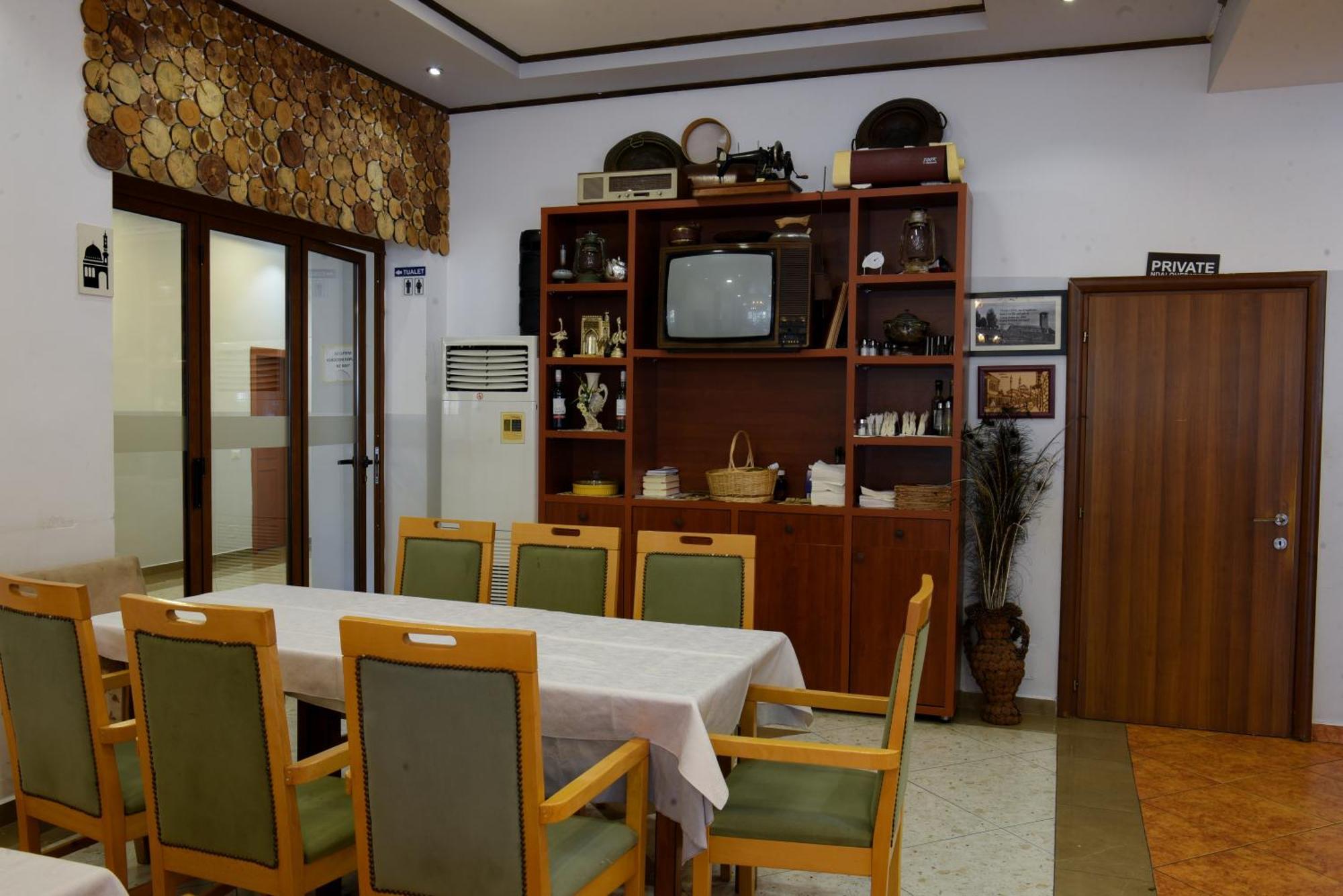Hotel Restorant Halal Il Tramonto. Vorë Eksteriør billede