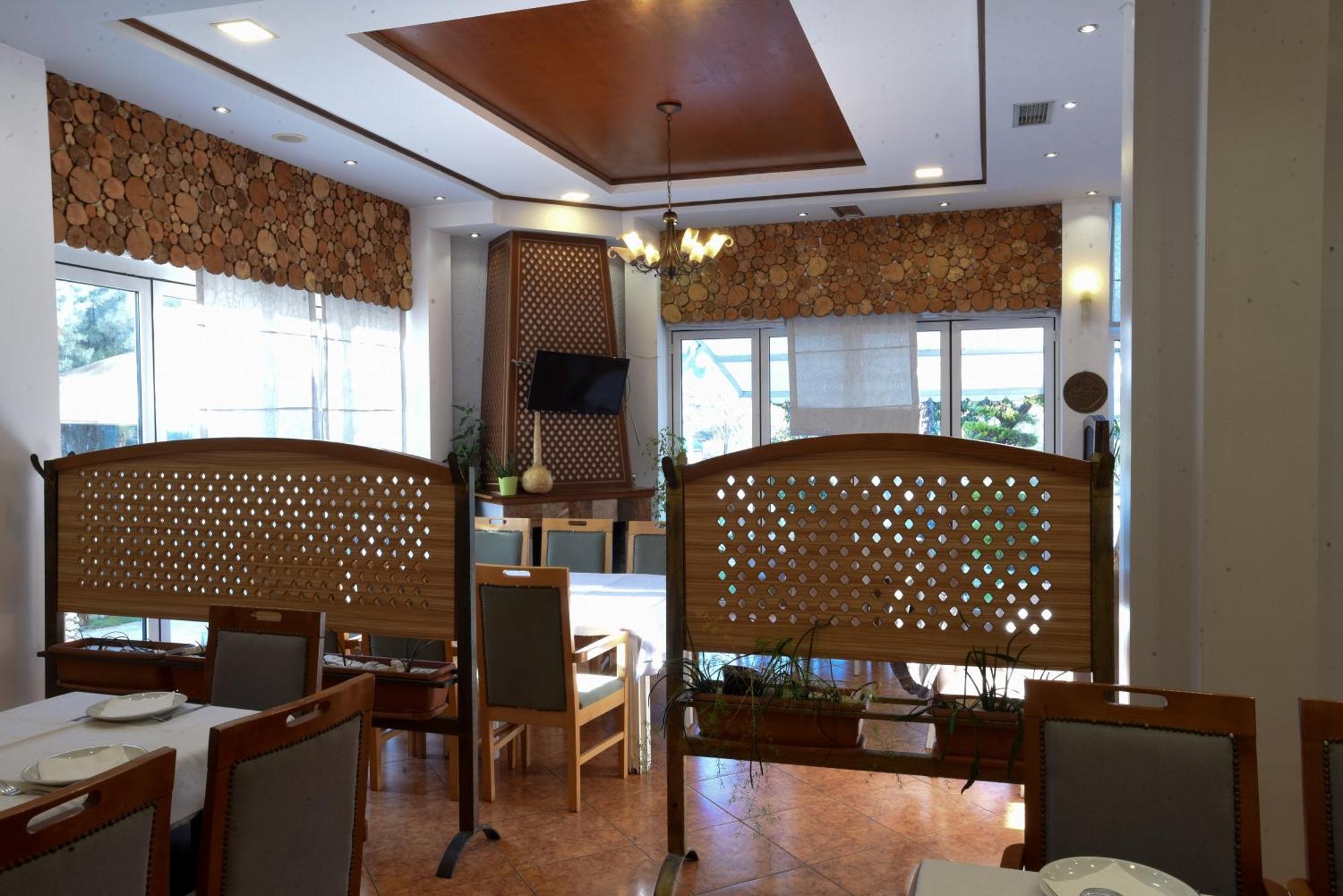 Hotel Restorant Halal Il Tramonto. Vorë Eksteriør billede